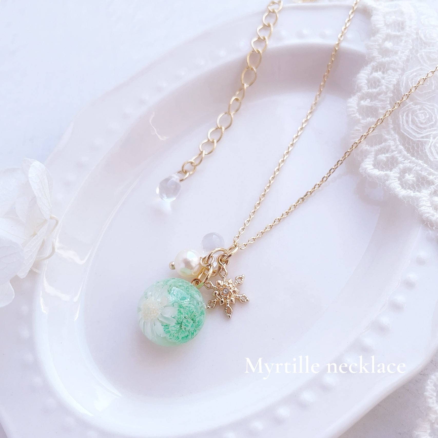 【冬季限定】Myrtille "ミルティーユ" 雪の結晶ネックレス(milk green)