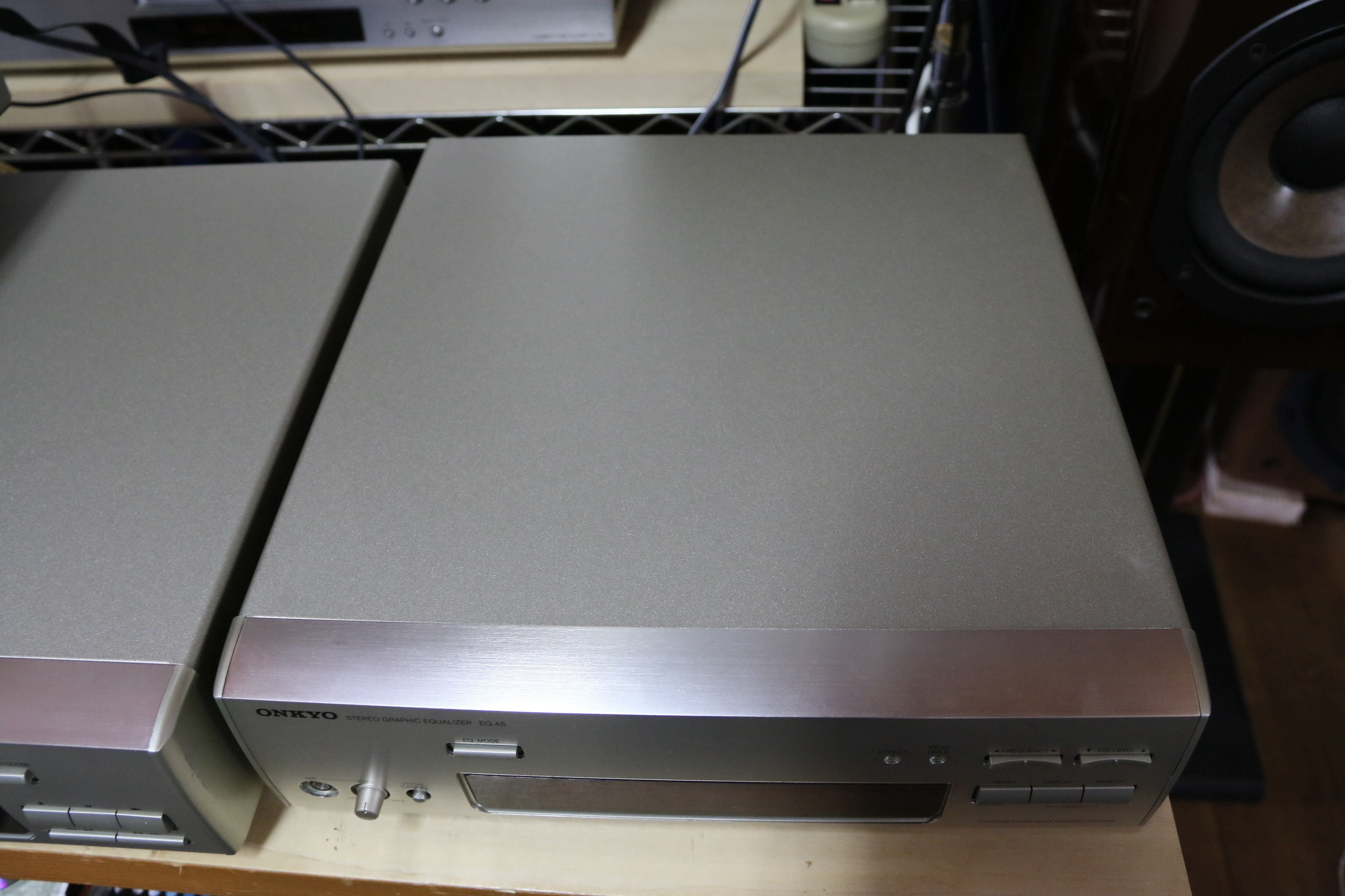 システムコンポ】 ONKYO ESSAY E-A7MD MD/CD/ｱﾝﾌﾟ/ﾁｭｰﾅ/ｲｺﾗｲｻﾞ/ｽﾋﾟｰｶ