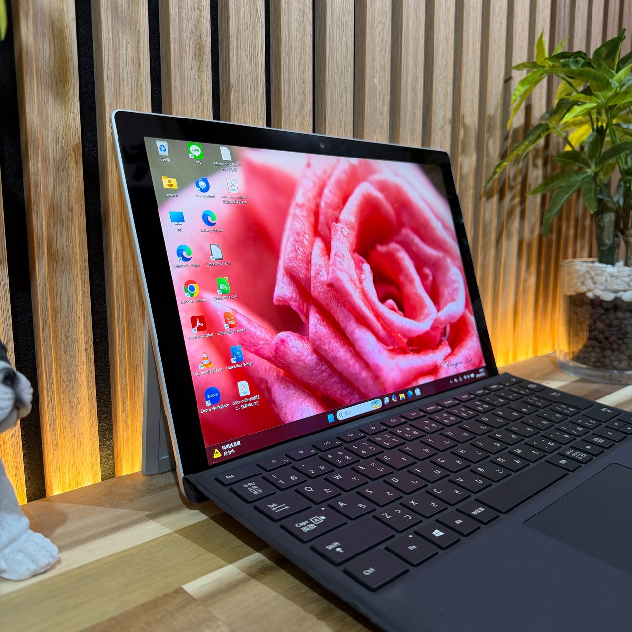 ☘️Microsoft Surface Pro7+‼️メモリ8GB☘️SSD256GB☘️Core i5 第11世代☘️ノートパソコン