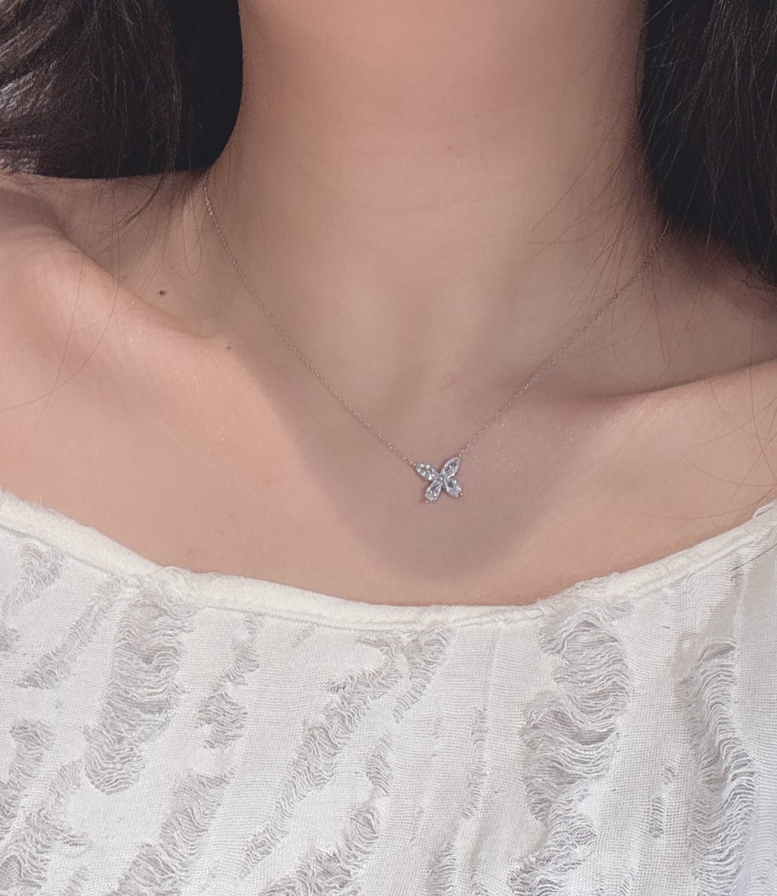 Butterfly ネックレス SUTTON RADIANT WINGS ホワイトマザーオブパール バタフライ