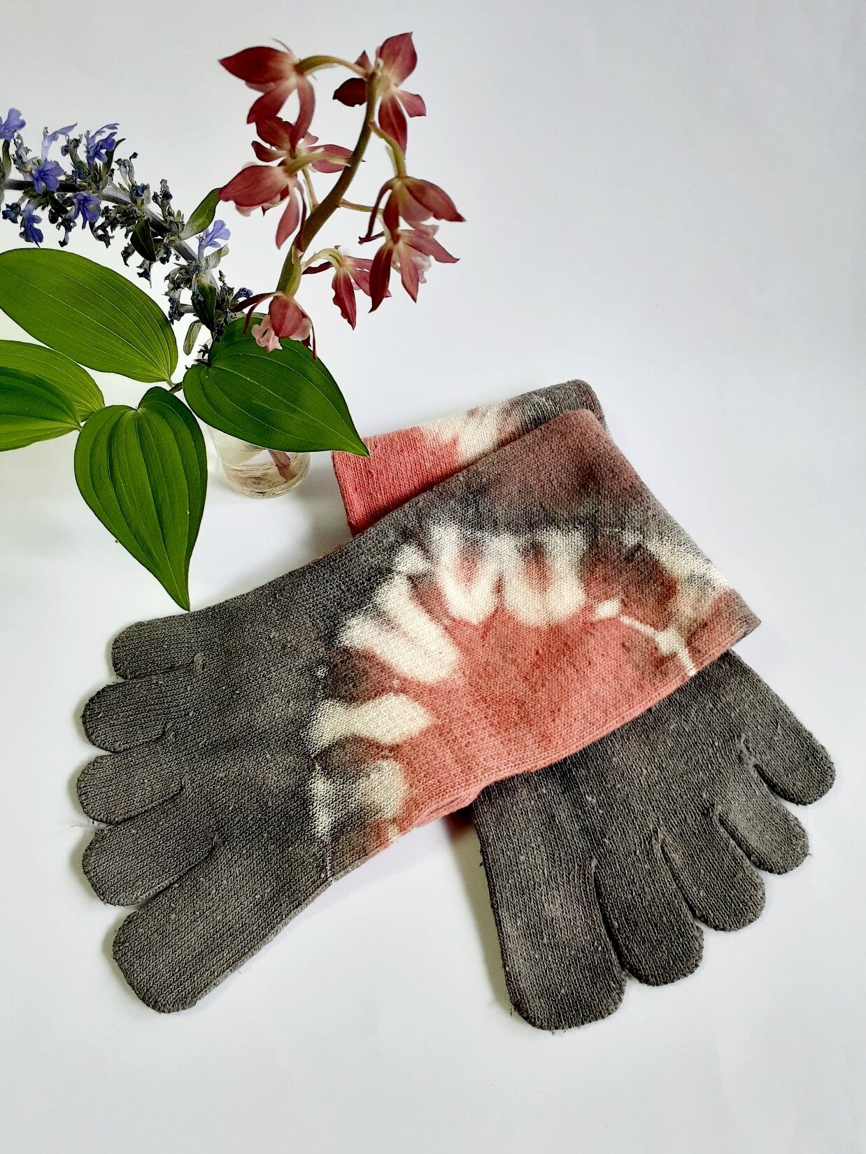 ベンガラ染め5本指くつ下①