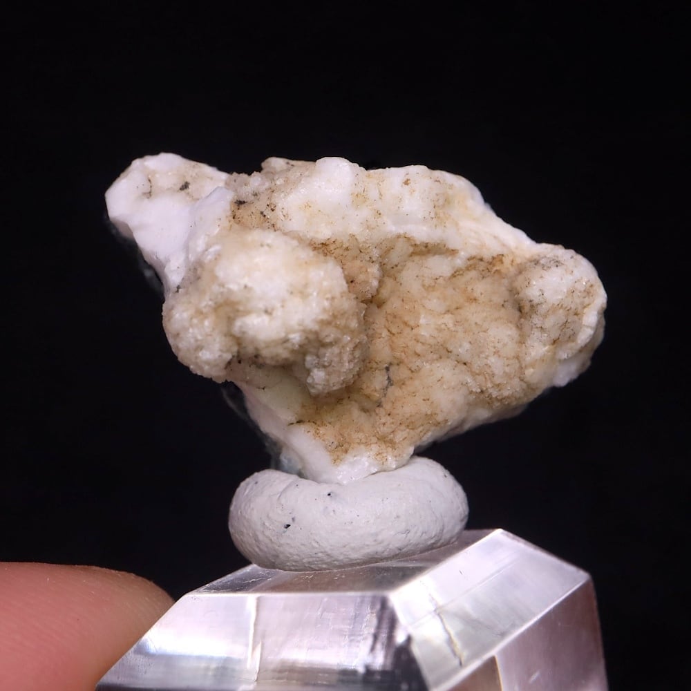 ネプチュナイト 海王石 母岩付き 6g BN284 鉱物 天然石 パワーストーン