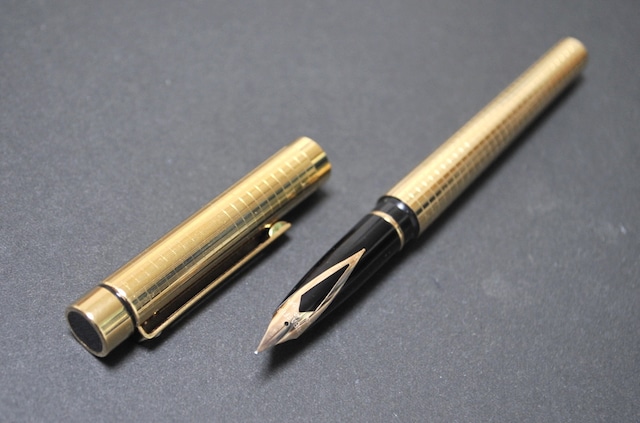 '90s　シェーファー タルガ １００７　SHEAFFER Targa 1007　（細字）　14K　　　　　01524