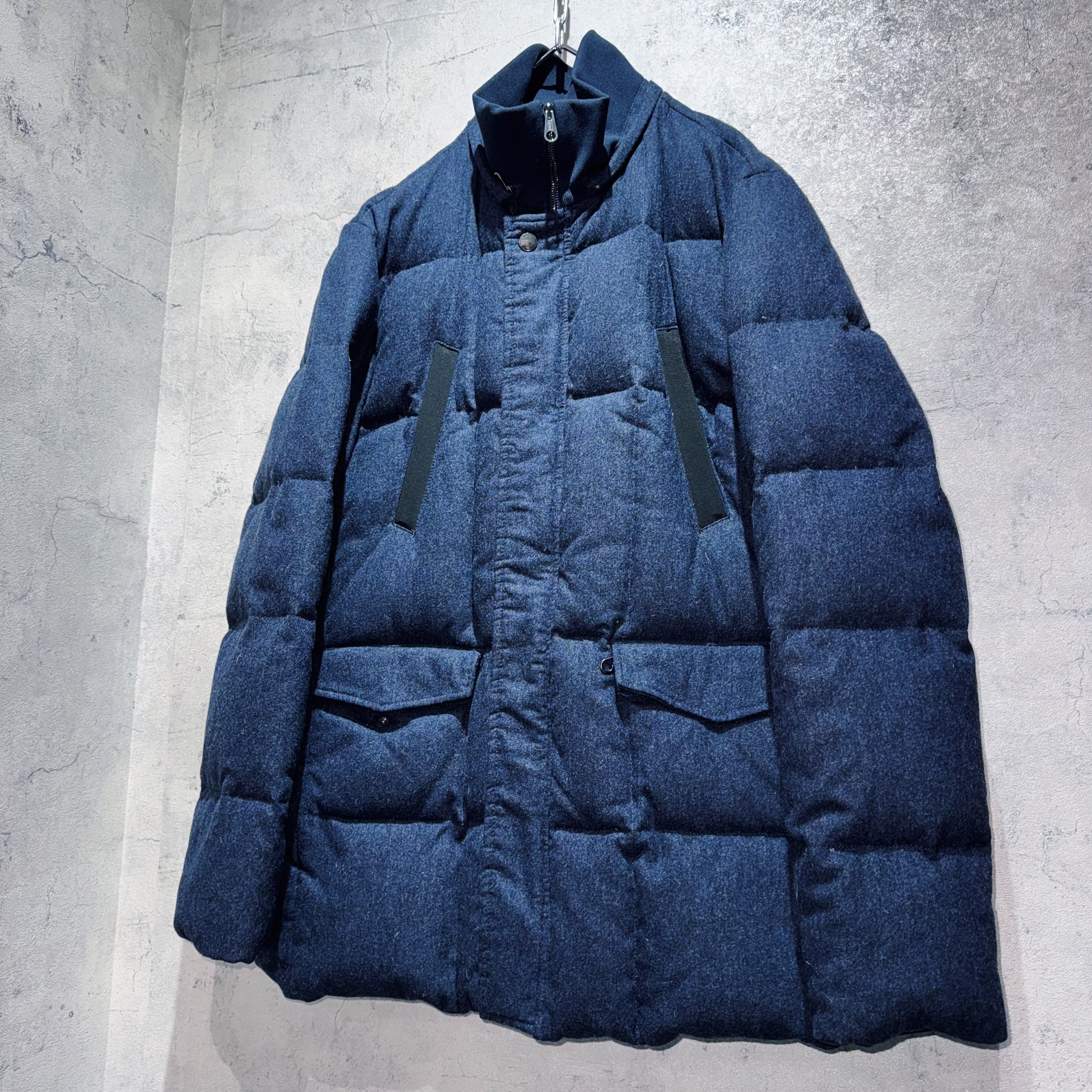 ARMANI COLLEZIONI”stand neck double zip design down jacket