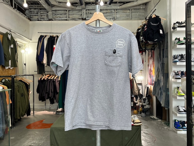 A BATHING APE × DSM BAPE POCKET TEE GREY LARGE 45732