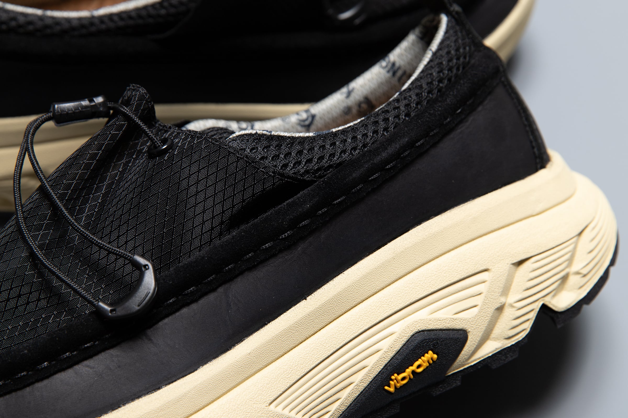 pg LOSTRIVER | BLK/OFF | PLAYGROUND | スニーカーショップ