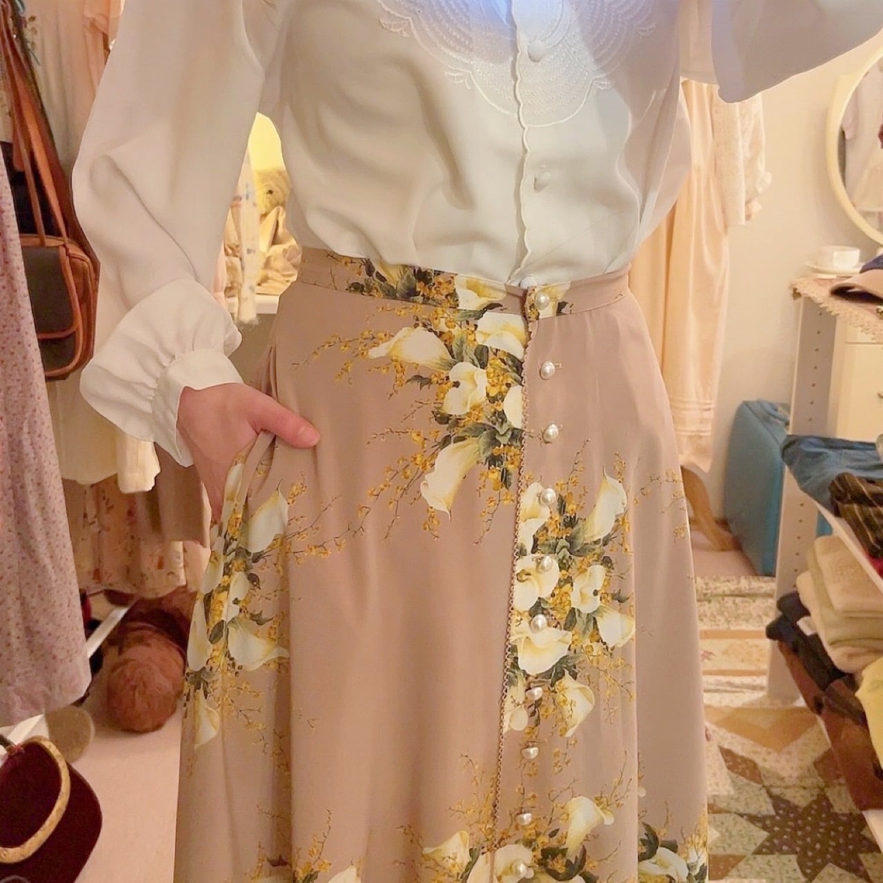 INGEBORG / flower pearl button flare skirt