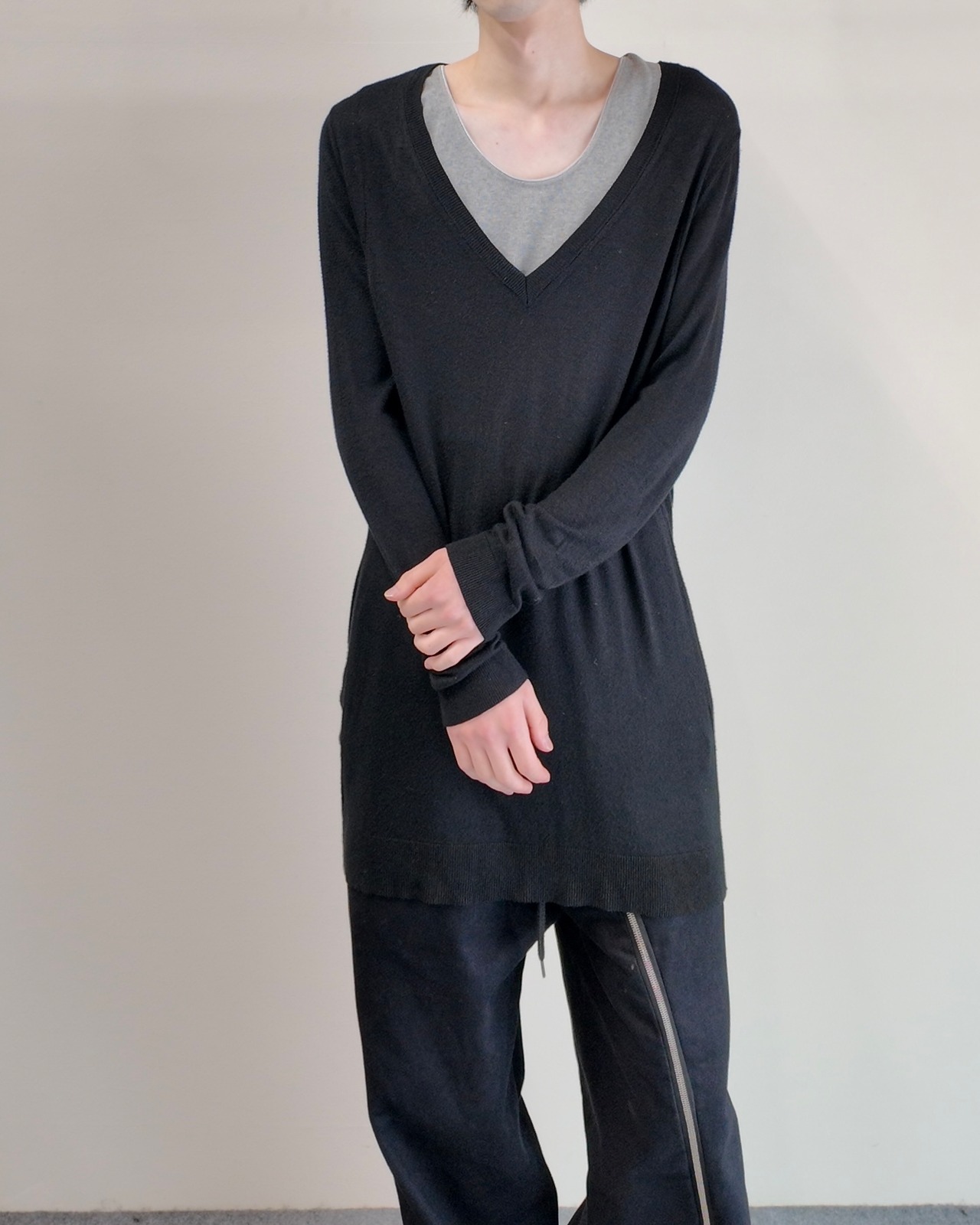 【ANN DEMEULEMEESTER】long length deformed knit