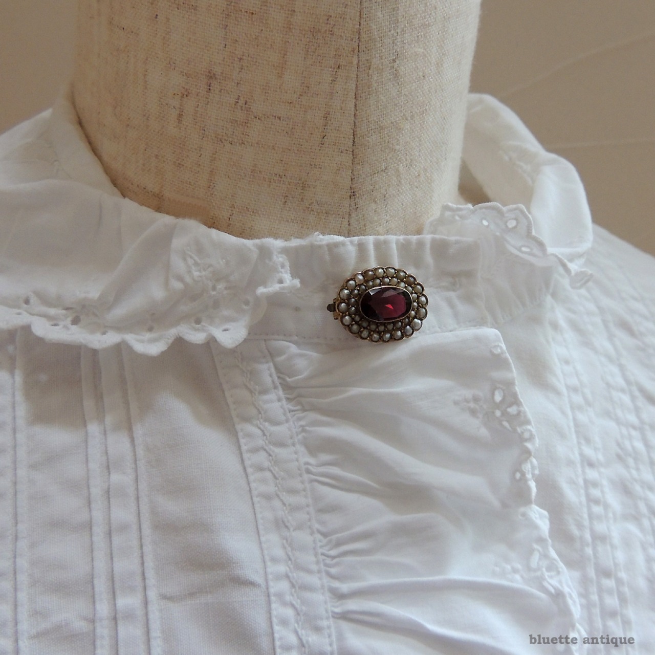 英国アンティークジュエリー 9ctゴールド 天然ロードライトガーネット 真珠 レースピン ブローチ（ソーティングメモ付）