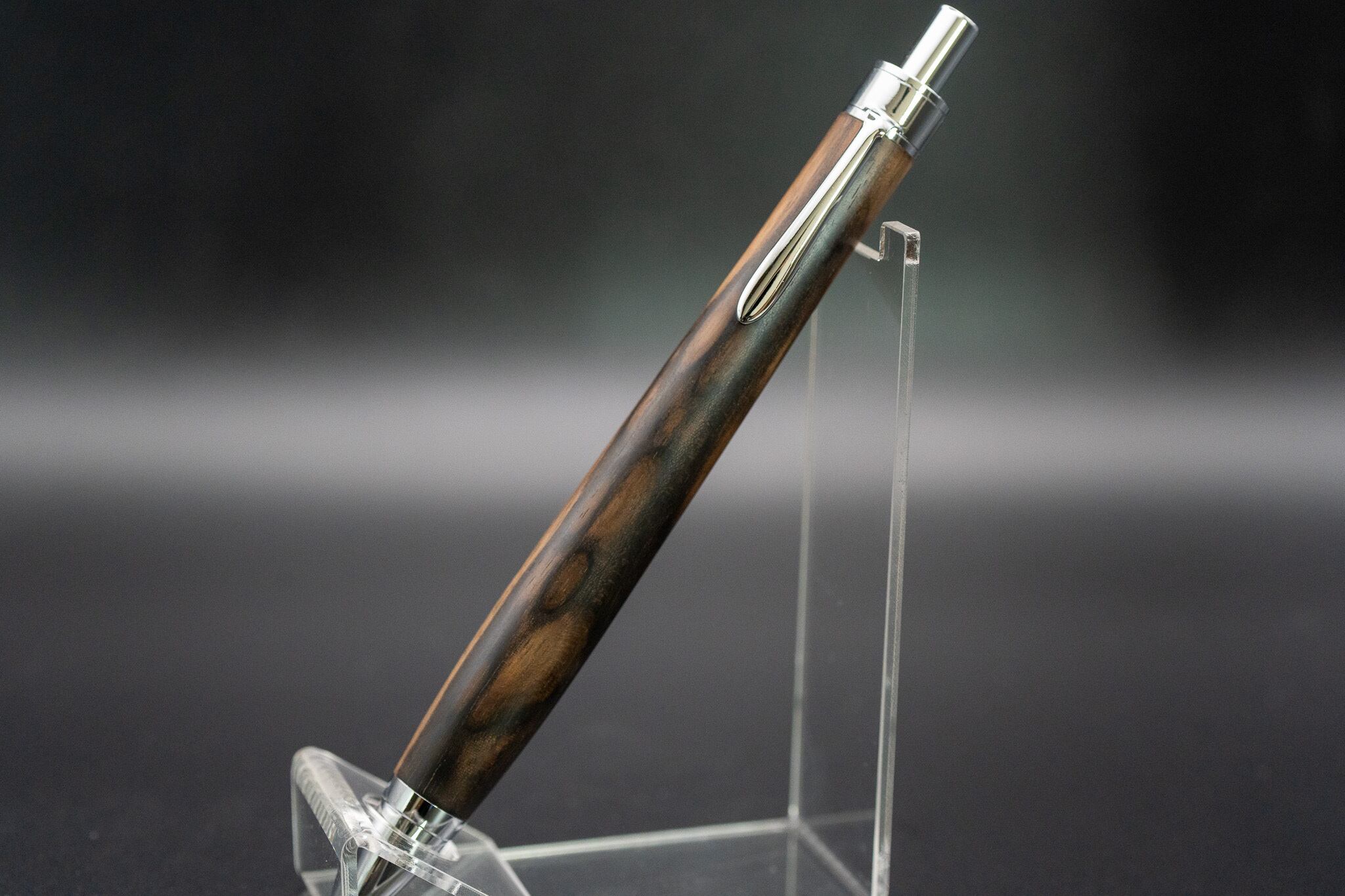 金杢犀 黒柿孔雀杢 bp 魅惑の黒い紋様】黒柿孔雀杢 silver BP | 木軸ペン工房 金杢犀