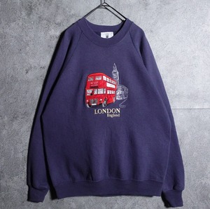 Navy London embroidery sweat