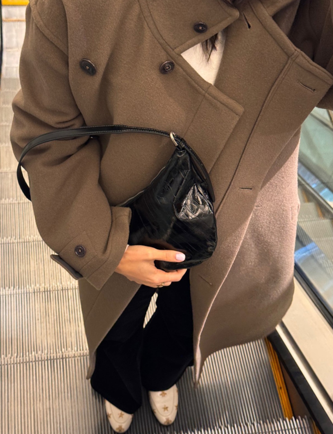 【新作5%OFF・3日間】牛革100%・Curve Bag_onecolor