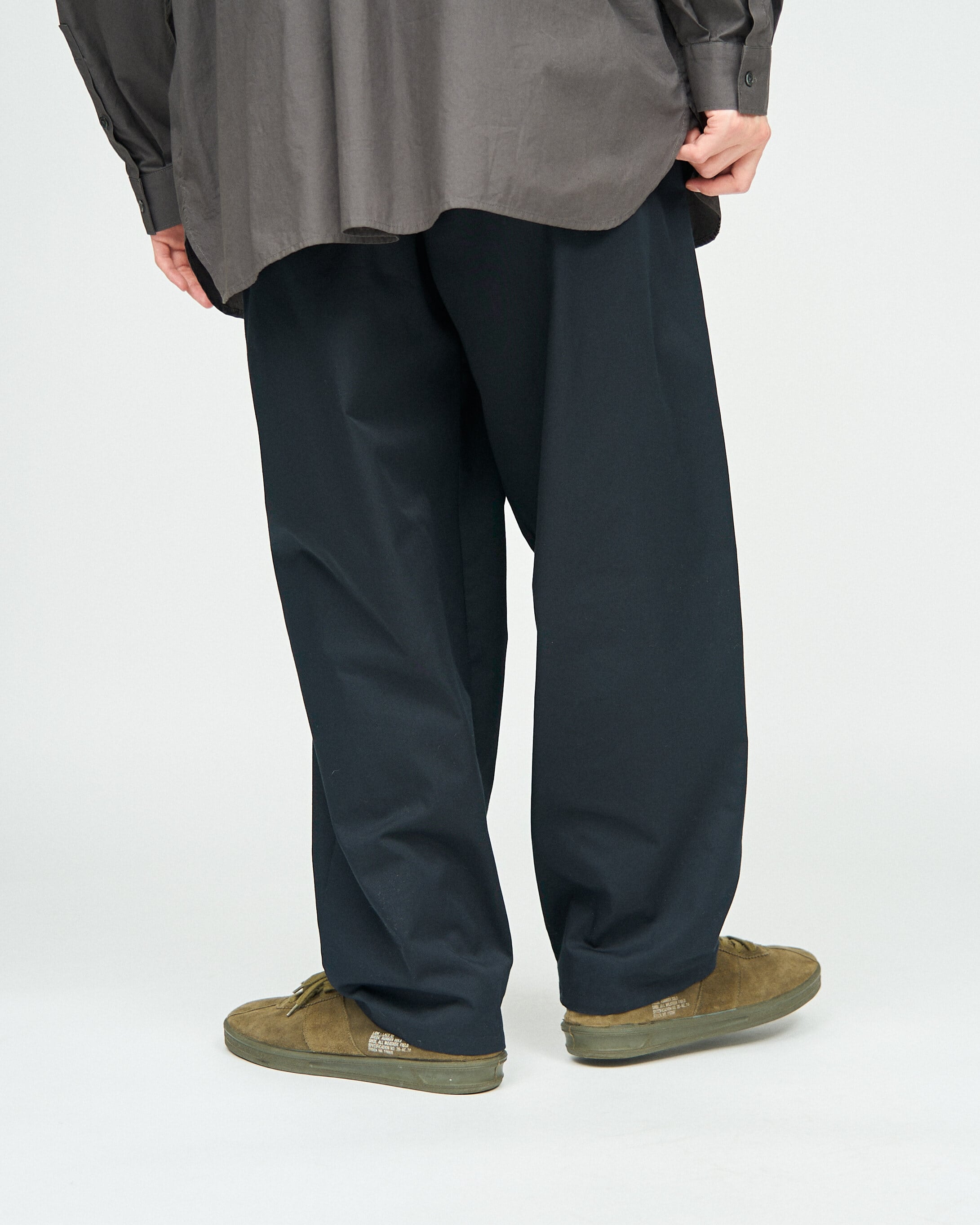 FreshService｜CORPORATE EASY PANTS | 眠家オンラインストア