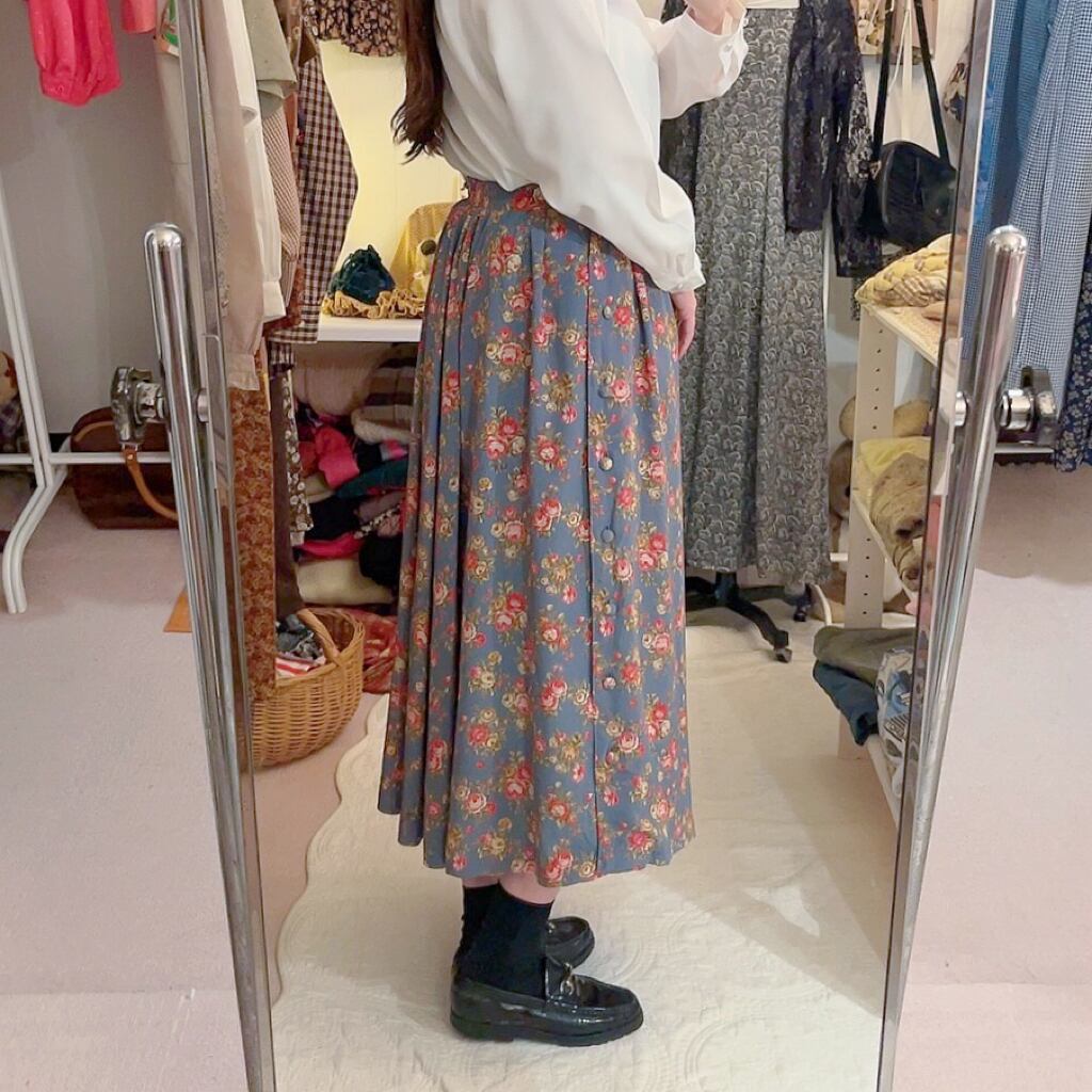 blue red rose side button skirt