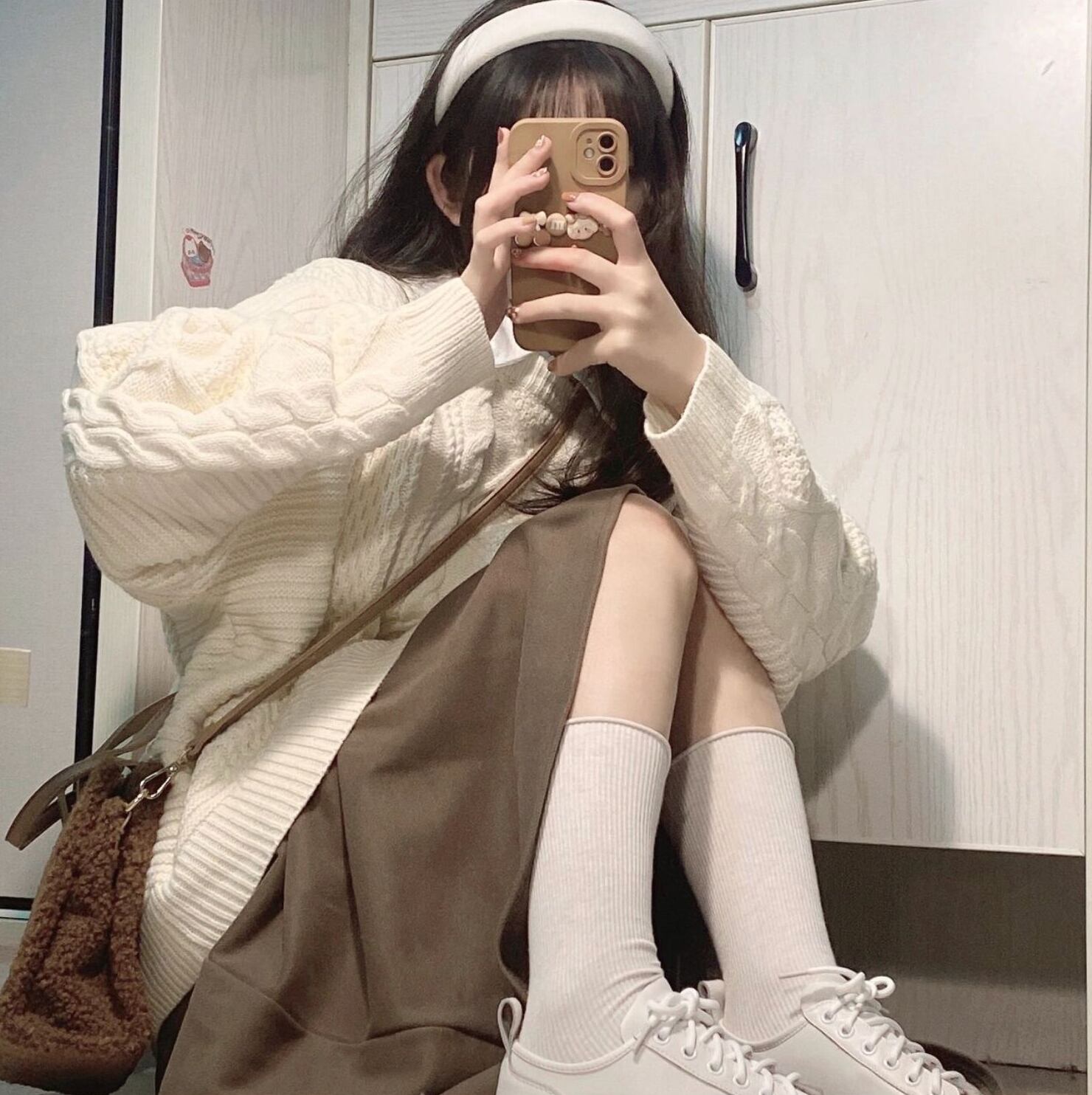 セットアップ レディース トップス スカート 膝下 ミモレ ミモレ丈 袖あり 長袖 ラウンドネック フレア Aライン ニット かわいい 大人可愛い きれいめ シンプル カジュアル 大人 おしゃれ お洒落 レトロ 大人女子 送料無料 ラフ メンズライク ラブリー キュート ガーリー ルーズ 抜け感 無地 秋 冬 10代 20代 30代 デート お出かけ 女子会 休日 着回し 普段使い 韓国 韓国系 コーデ スタイル 楽ちん モテ 定番 プチプラ トレンド 流行 インスタ映え ゆったり ゆる