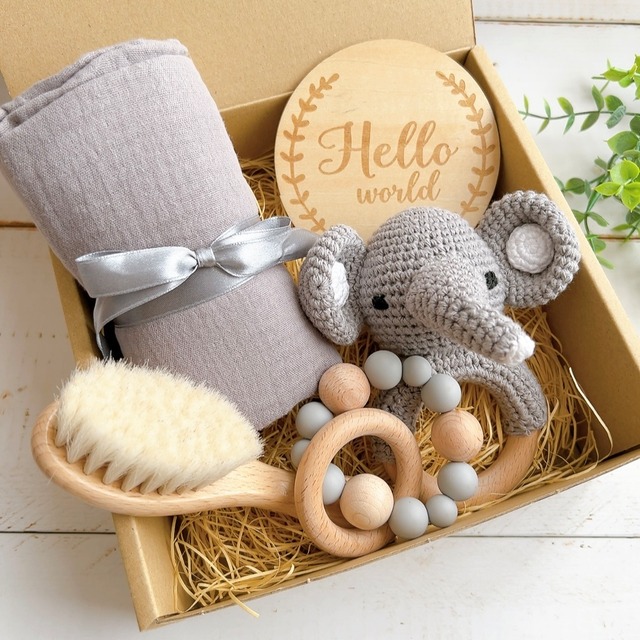 ぞうさん あみぐるみラトルのベビーギフト 5点セット Elephant Baby Rattle Teethers Set