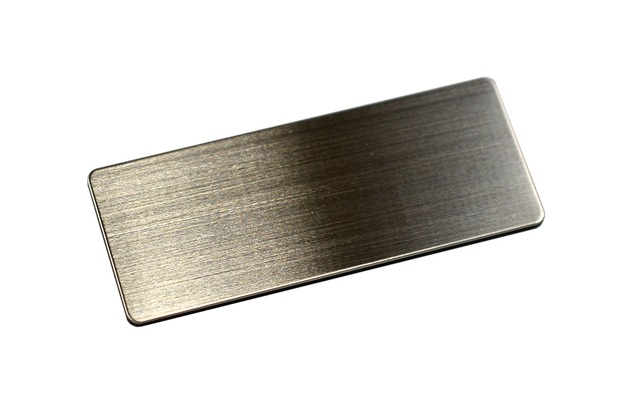 金属無地名札（ｽﾃﾝﾚｽ-銀タイプ）50×20ミリ　安全ﾋﾟﾝ留め具