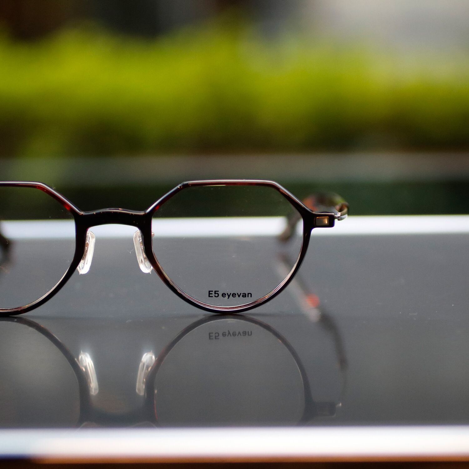 【E5 eyevan】p8 - DM/AG (Medium)