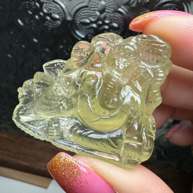 no.3 リビアングラス ガネーシャさま