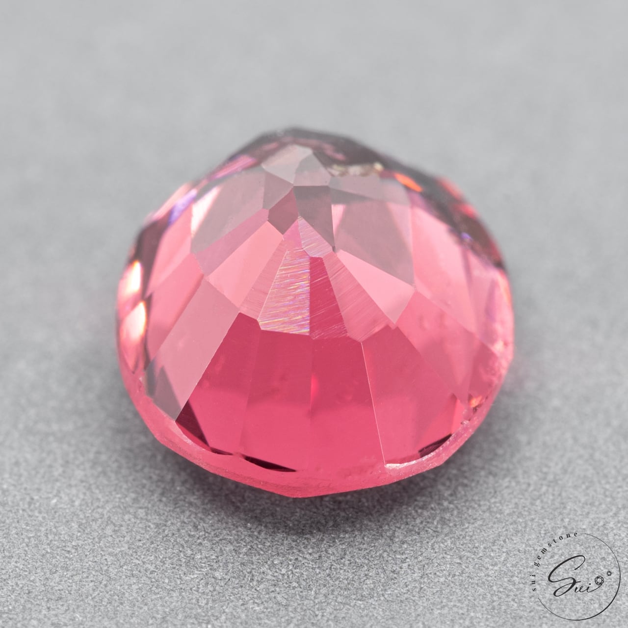 天然【非加熱】レッドスピネル 1.688ct 日独鑑別書 | SUI GEMSTONE