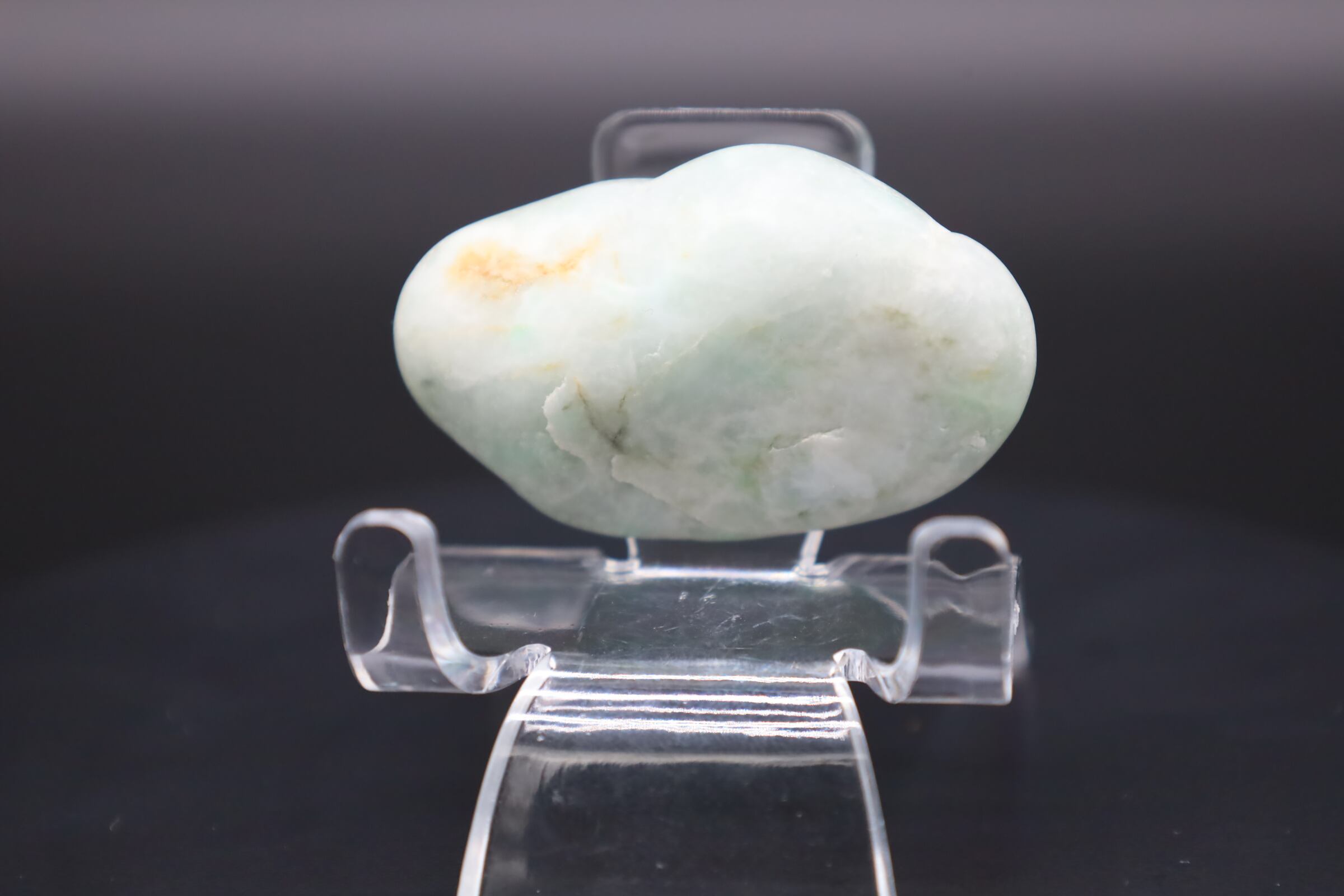 糸魚川翡翠原石42（ひすい ヒスイ）IJ2408070042 糸魚川翡翠:原石:海石