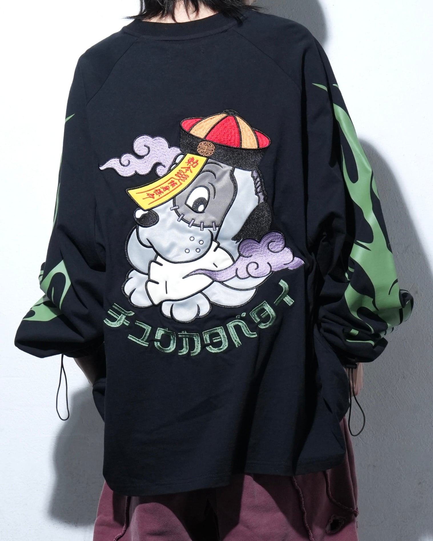 GALFY×チュウカタベタイ ロンT/黒 | チュウカタベタイ