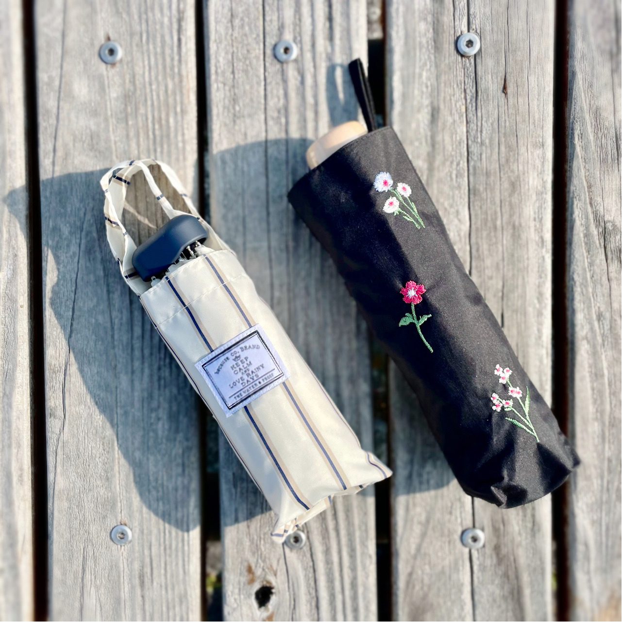 【 完売 】アイビーストライプ ベーシックな折りたたみ 傘|晴雨兼用 収納バッグつき メンズライク ホワイト トラッド