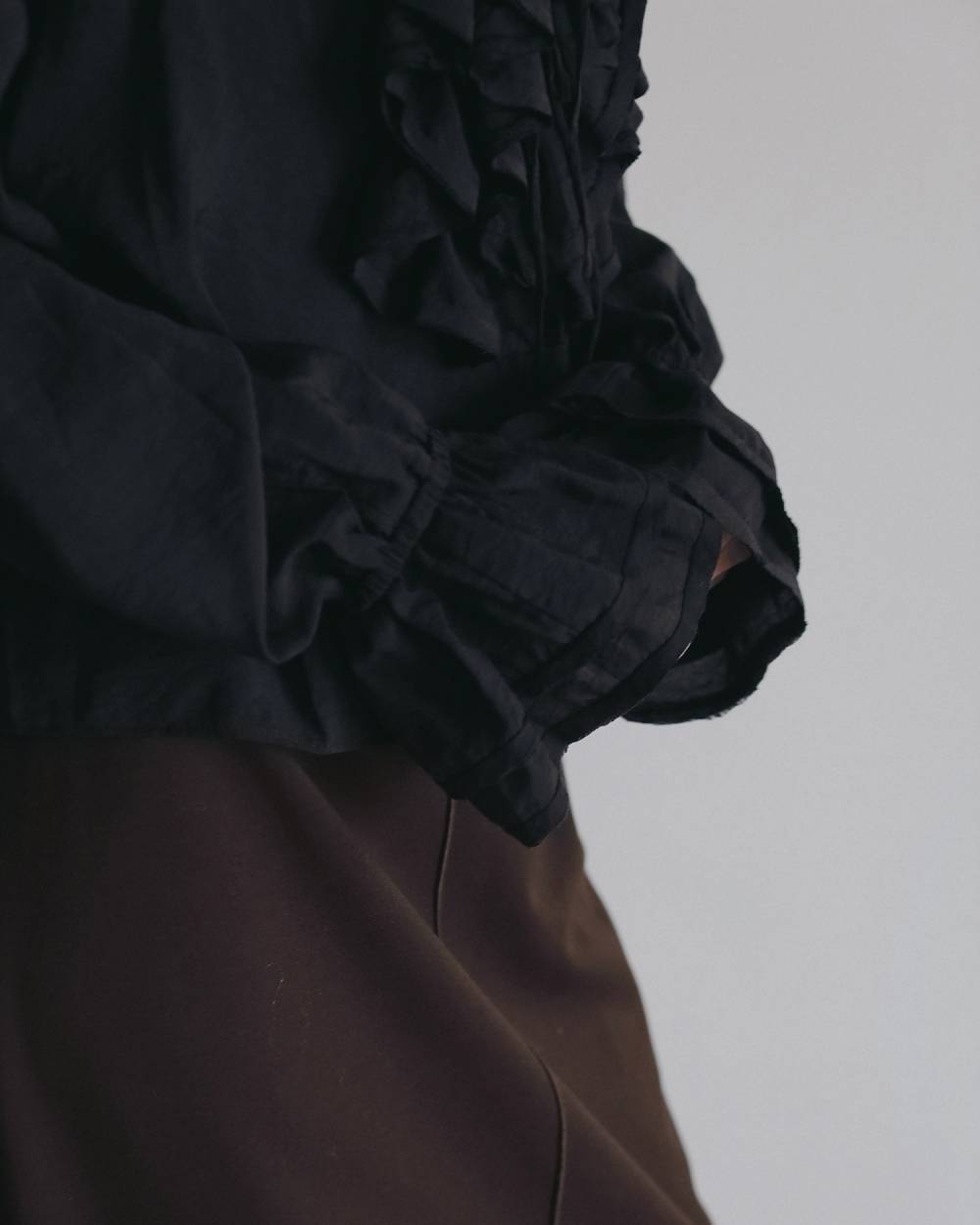 anuke(アンヌーク) 2way Frill Blouse | サウスオレンジ｜メンズ