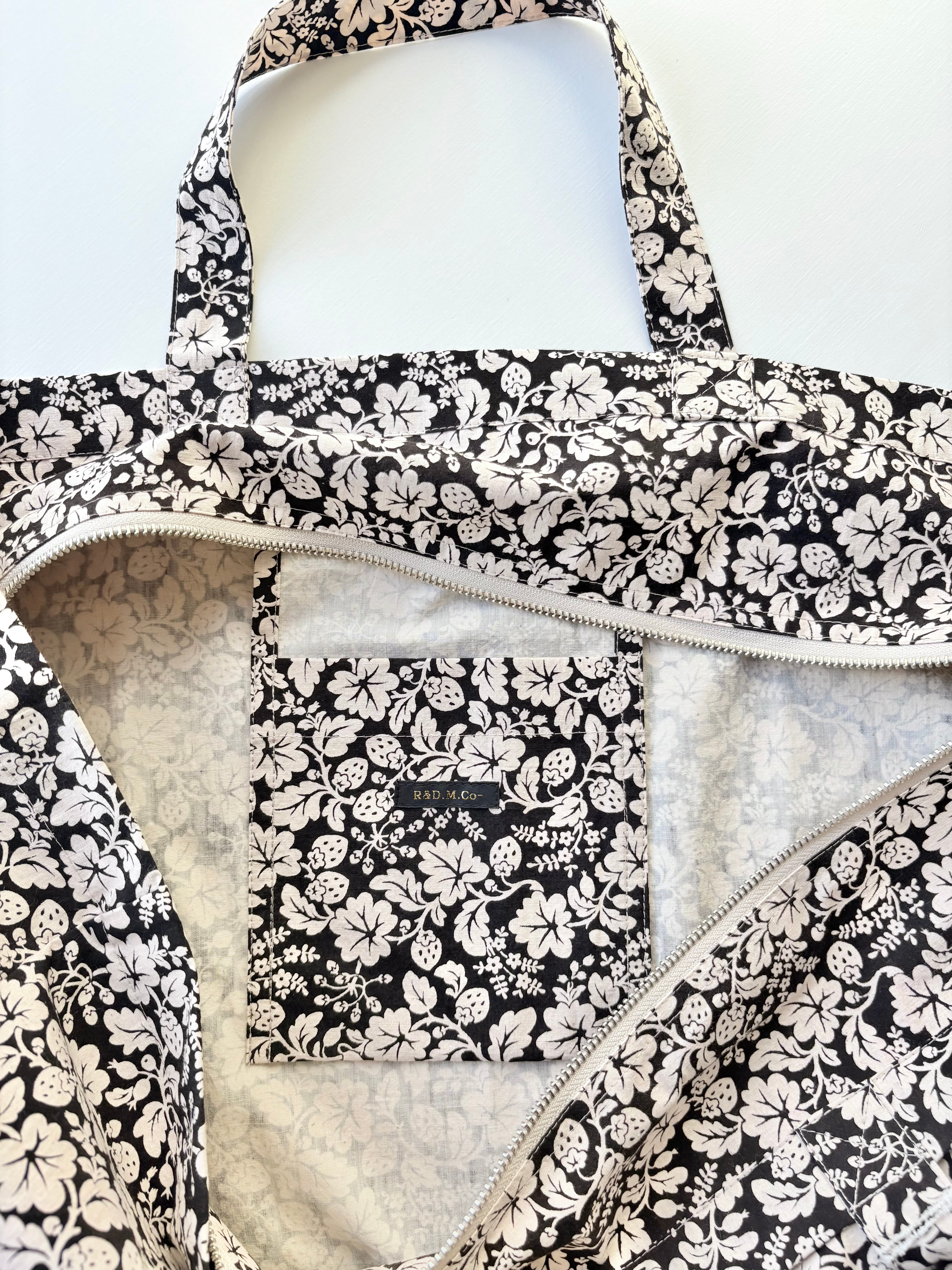R&D.M.Co-】WILDBERRY TOTE BAG (L) no.7780 オールドマンズテーラー