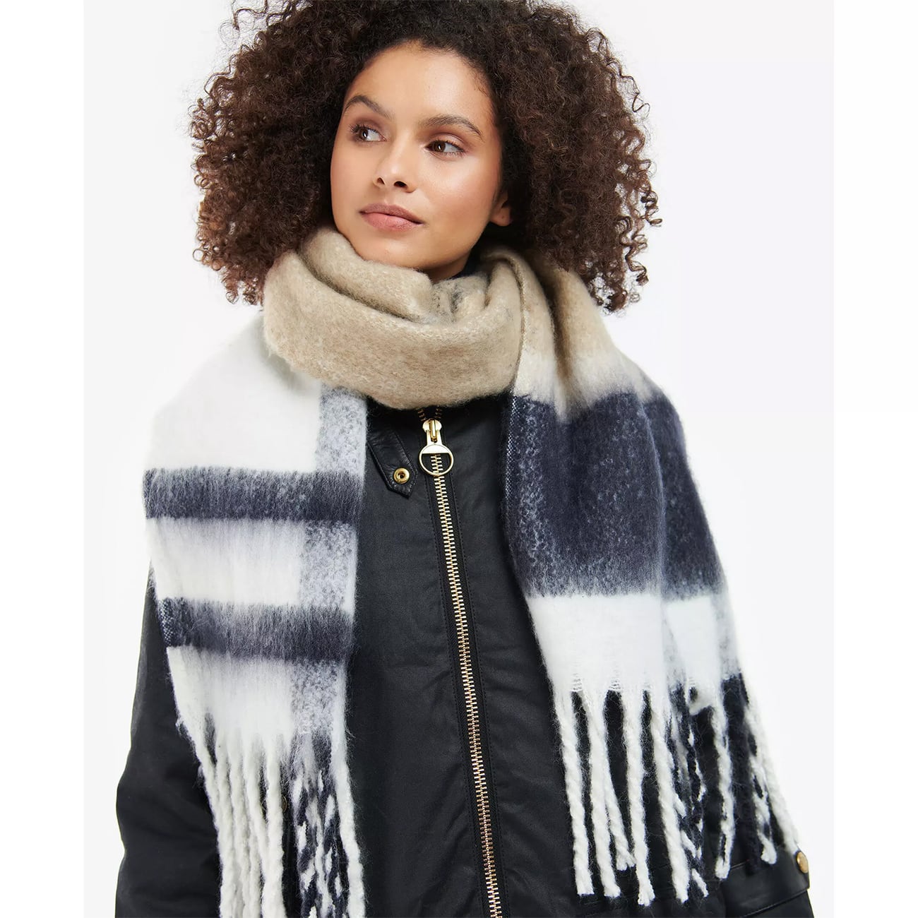 Barbour バブアー Isla Tartan Boucle Scarf Hessian Tartan アイラ