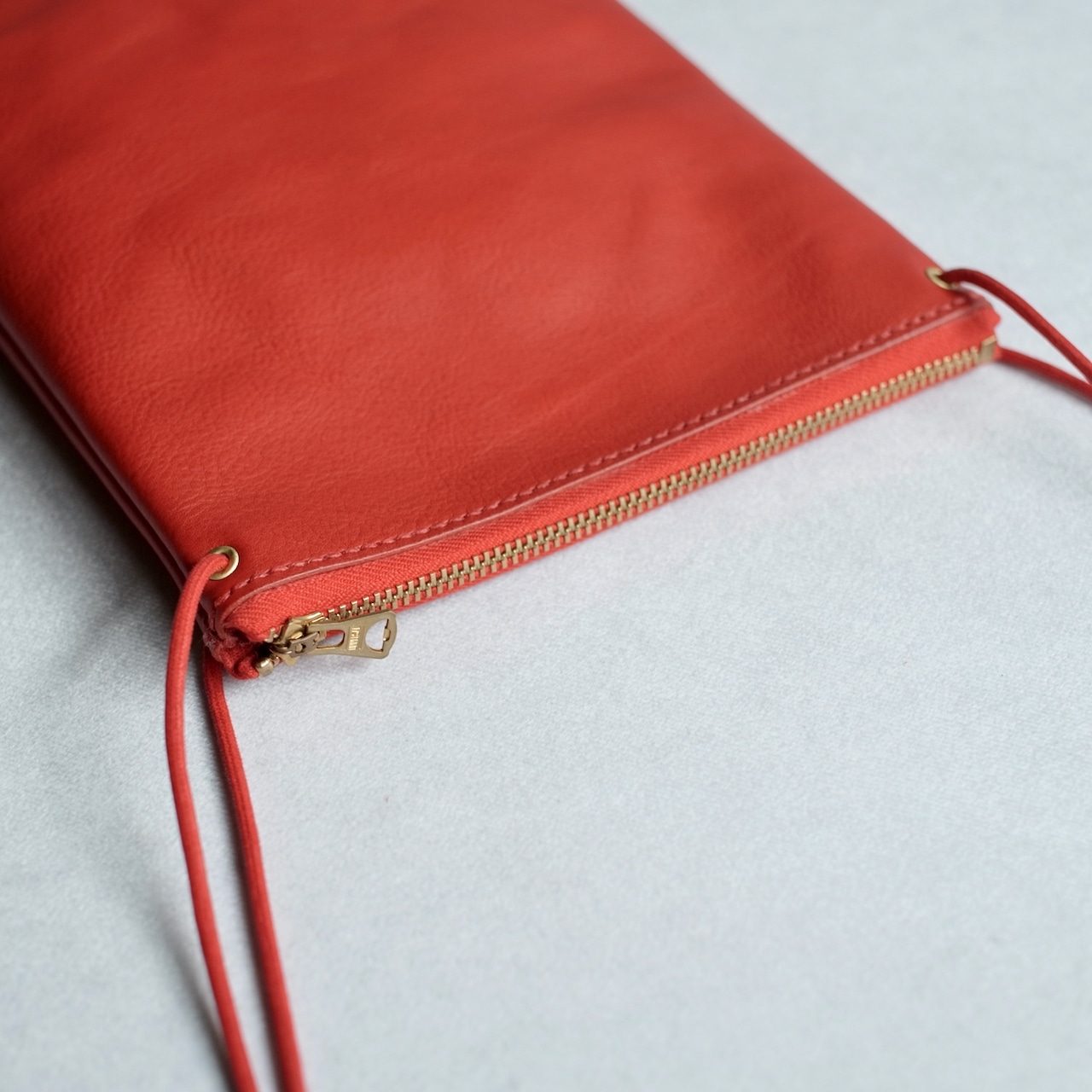 KN POCHETTE 18-02 RED