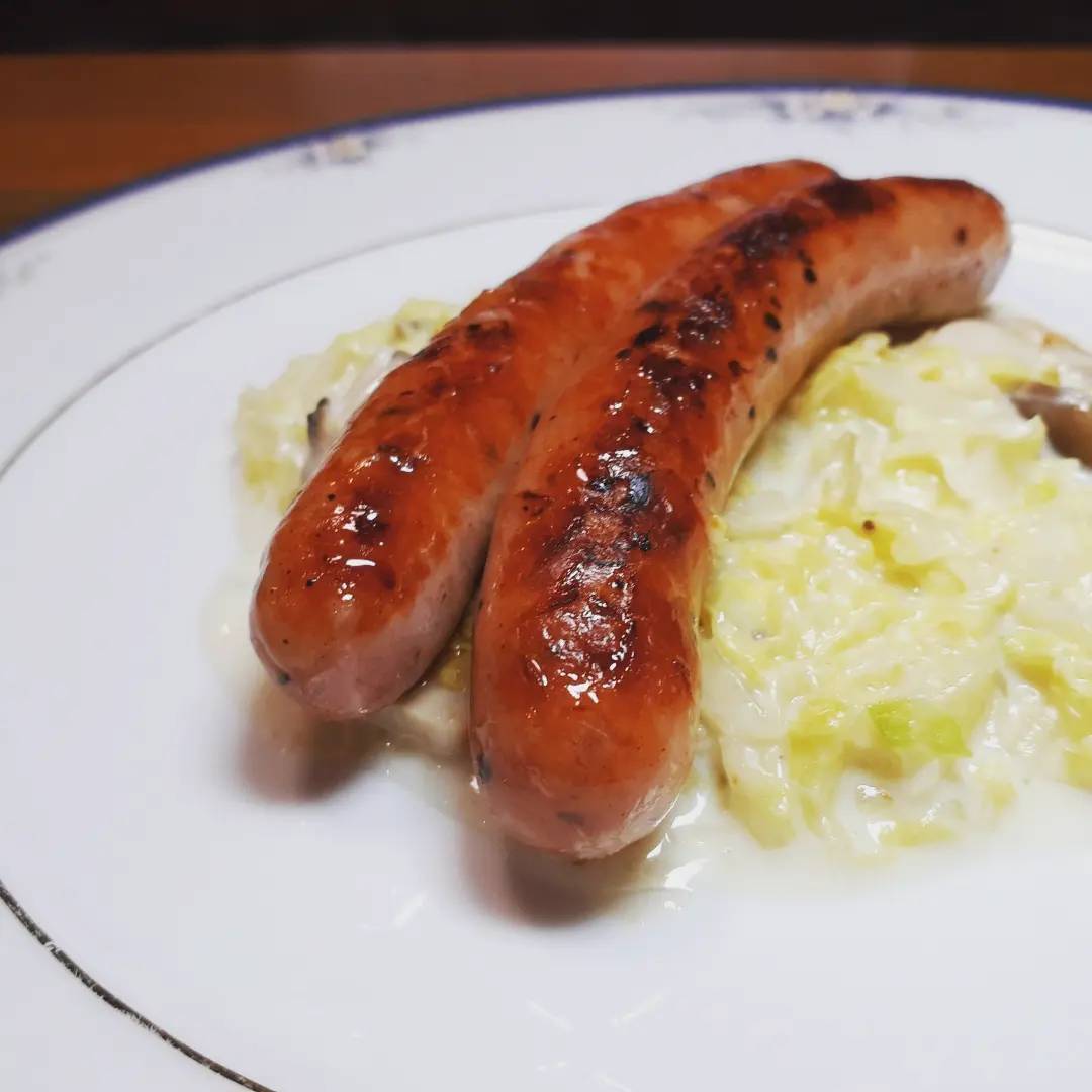 ソーセージ150ｇ（5本入り）にんにく　【冷凍品】