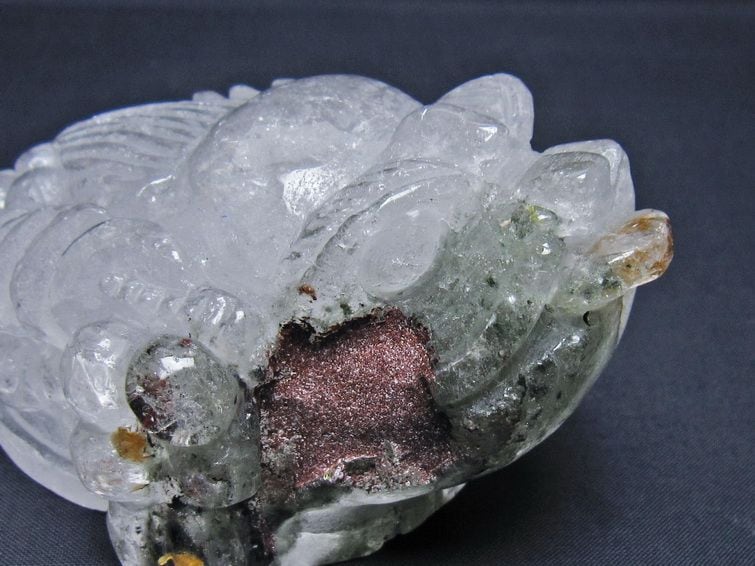 水晶 手彫り-卓上置物-キンセン-金蟾 ガーデンクォーツ 一点物 154-68