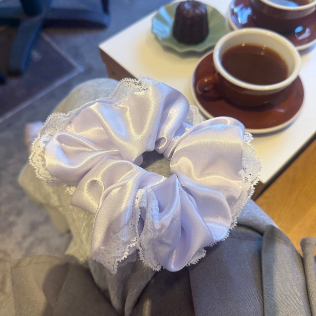 レース付サテンビッグシュシュ　