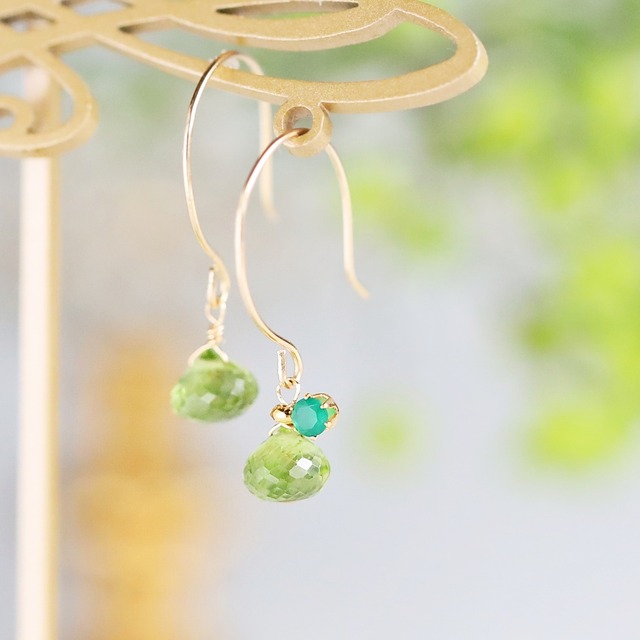 Peridot 宝石のマスカットピアス｜14Kgf｜イヤリング変更可