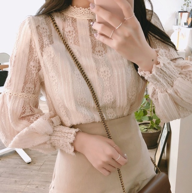 ブラウス トップス レディース レース スタンドカラー 袖あり 長袖 ラウンドネック 透け感 かわいい 大人可愛い きれいめ シンプル カジュアル 大人 上品 おしゃれ かっこいい 大人可愛い 大人女子 送料無料 モダン 柄 フラワー 春 秋 10代 20代 30代 女性用 通勤 学生 通学 デート お出かけ 女子会 休日 着回し 普段使い 韓国系 コーデ スタイル S M L XL 春 夏 秋 冬