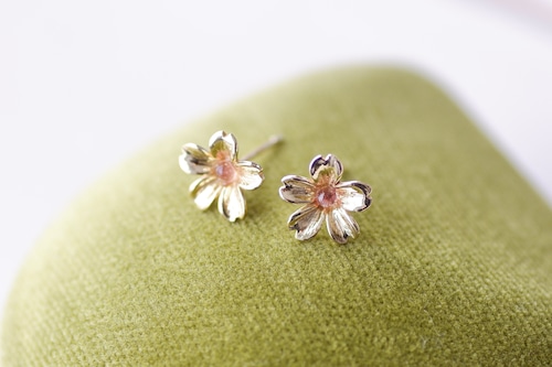 sakura pierced earring K18YG <pink tourmaline> / 桜 ピアス ＜ピンク・トルマリン＞