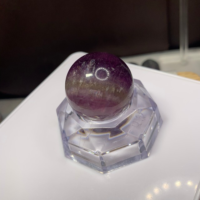 s146 可愛い色合いフローライトスフィア