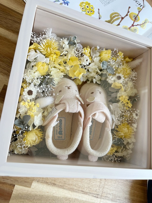 イエロー｜ママの手で仕上げるベビーシューズボックス