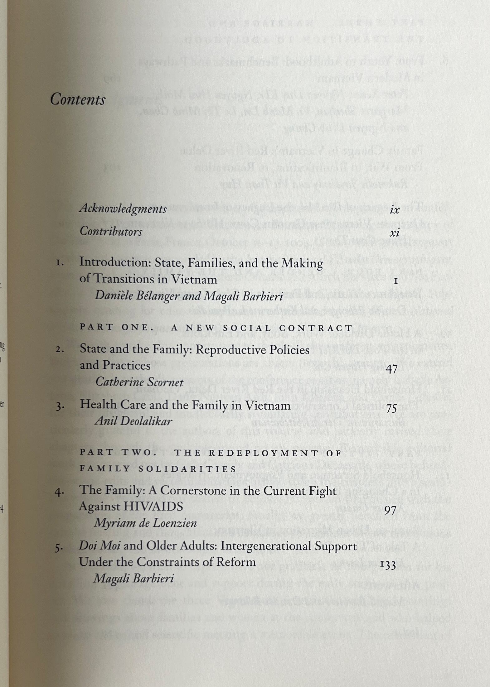 Reconfiguring Families in Contemporary Vietnam <Contemporary Issues in Asia and the Pacific> / Magali Barbieri, Daniele Belanger / Stanford University Press