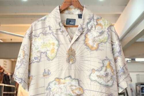 90's Liz Wear light beige map-print rayon Shirt | GARYO