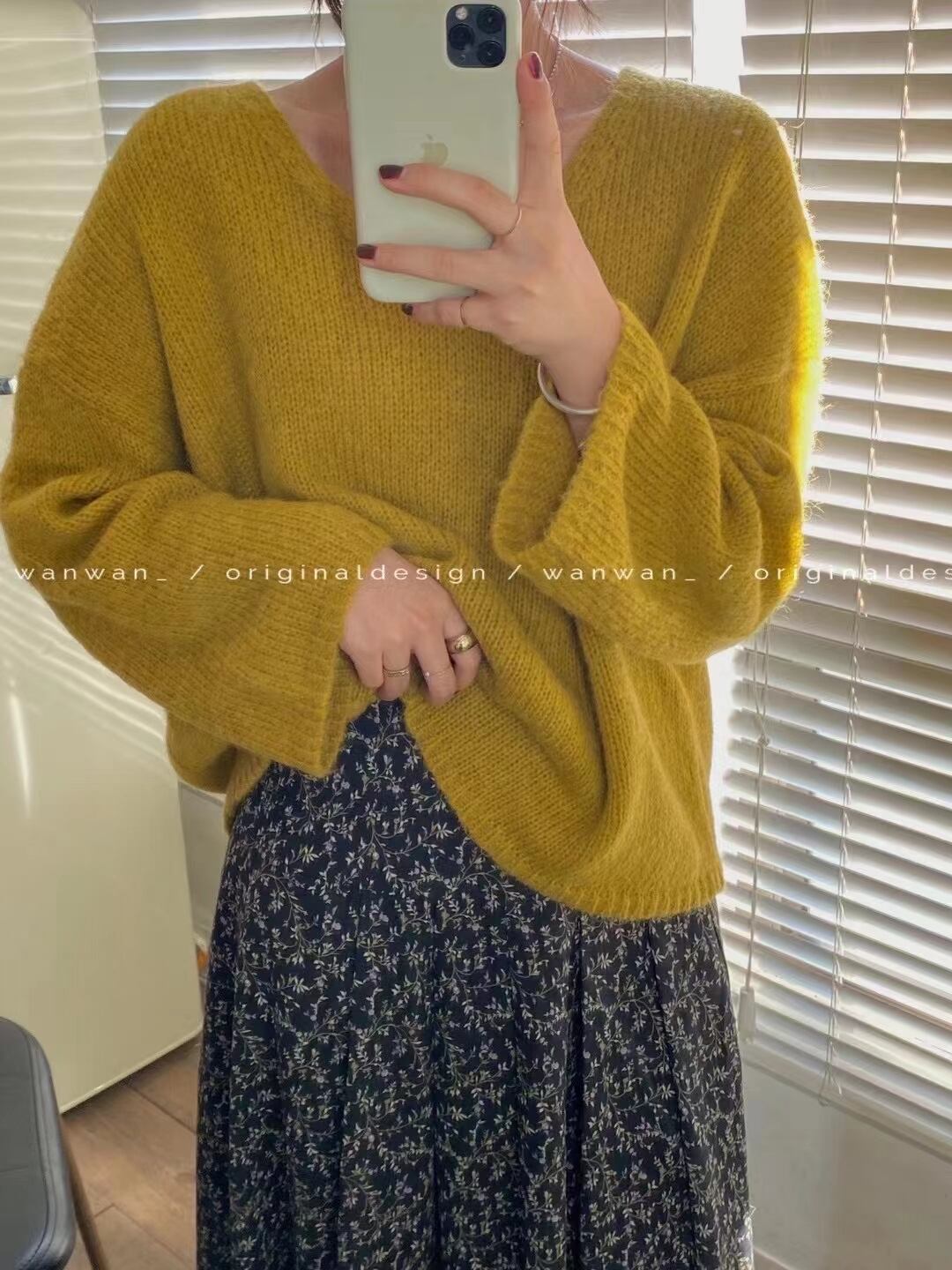 Vネックニット　AJ2085-772