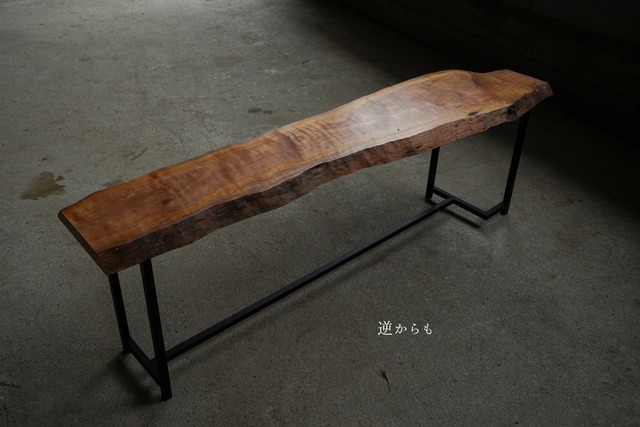 杢目が美しい山桃 一枚板 ローテーブル レア材です