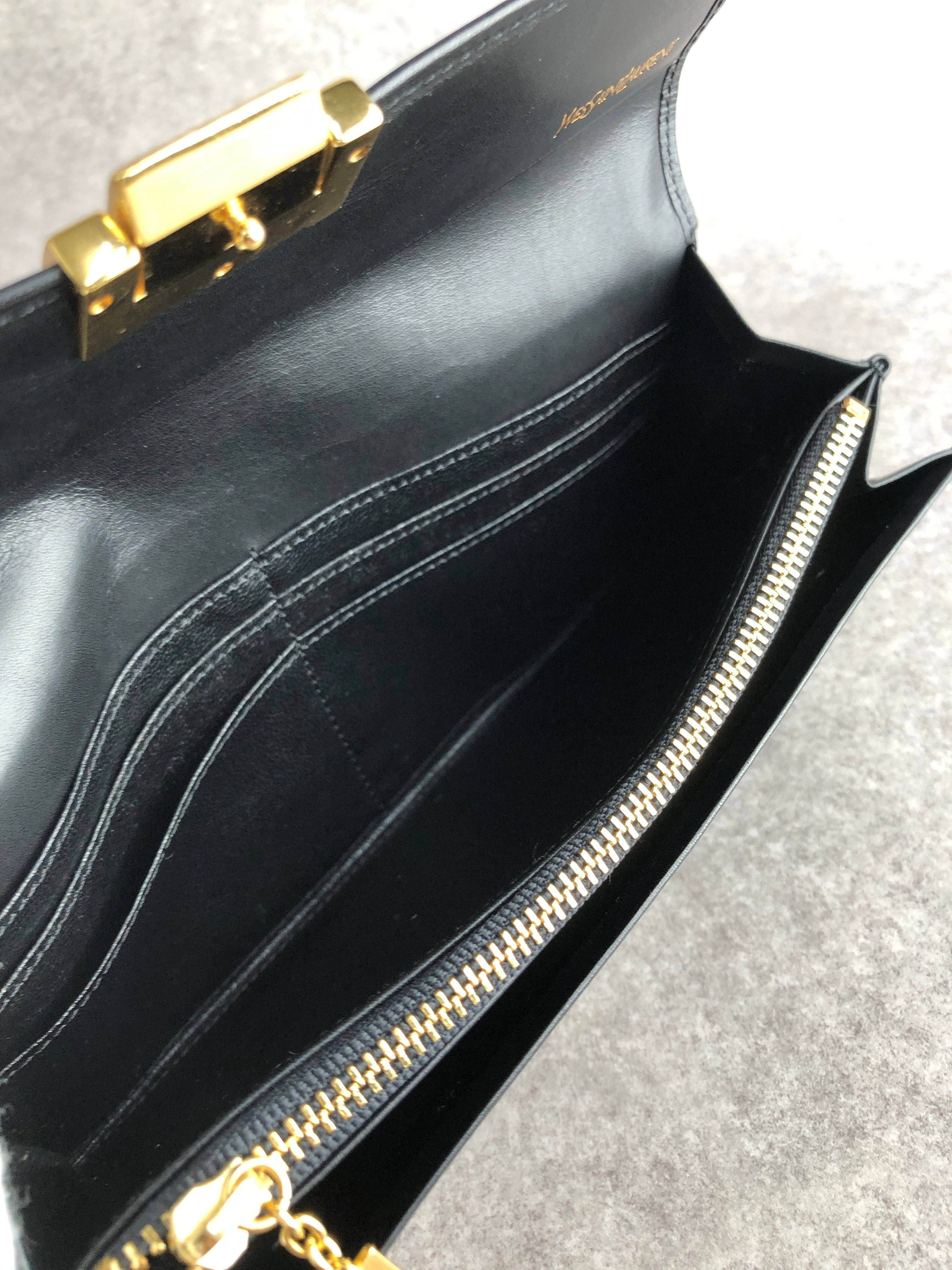 Yves Saint Laurent イヴ・サンローラン 財布 ブラック YSL レザー 長