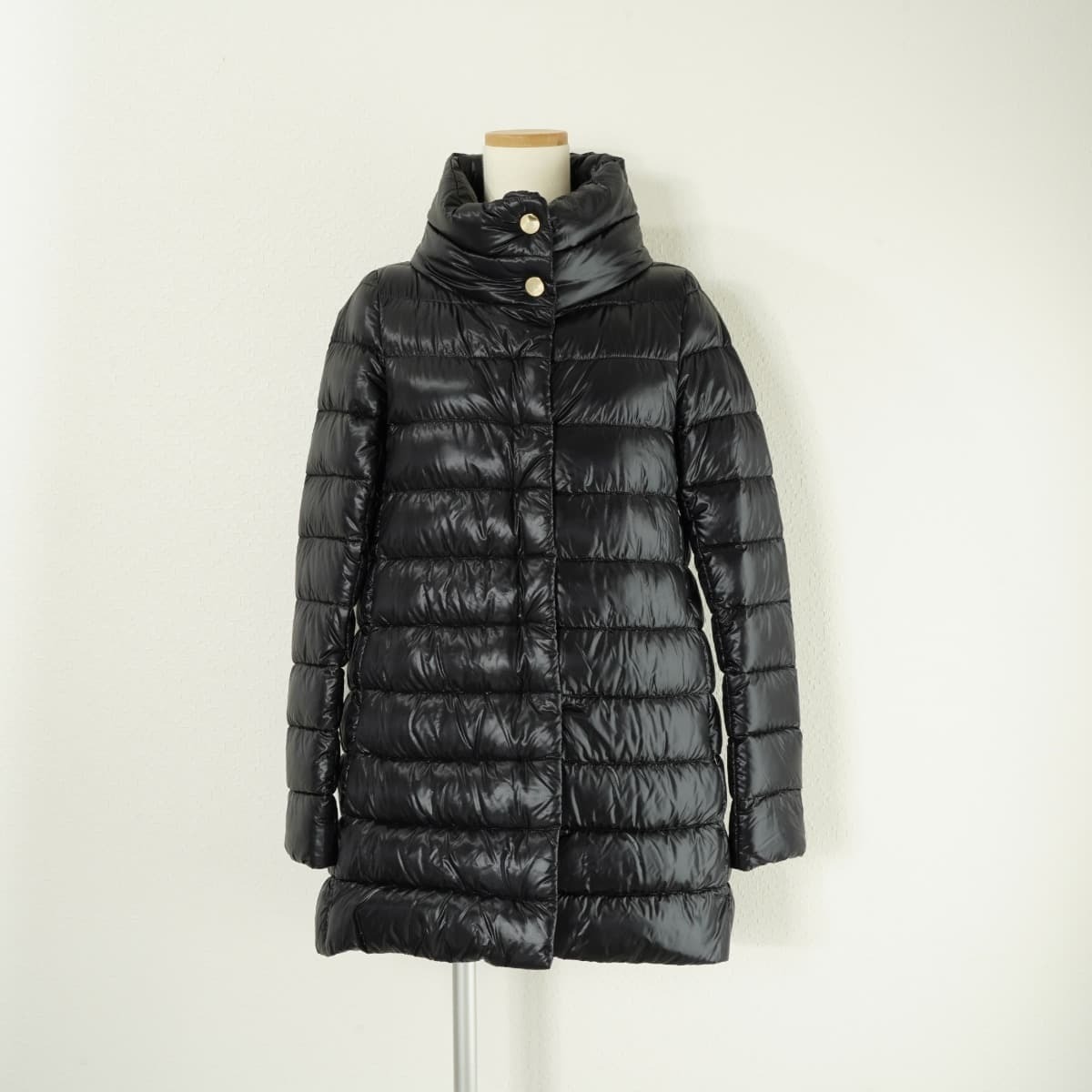 Herno ヘルノ Amelia A-SHAPE AMELIA DOWN JACKET ヘルノ Aライン アメリア ダウン コート ジャケット ...