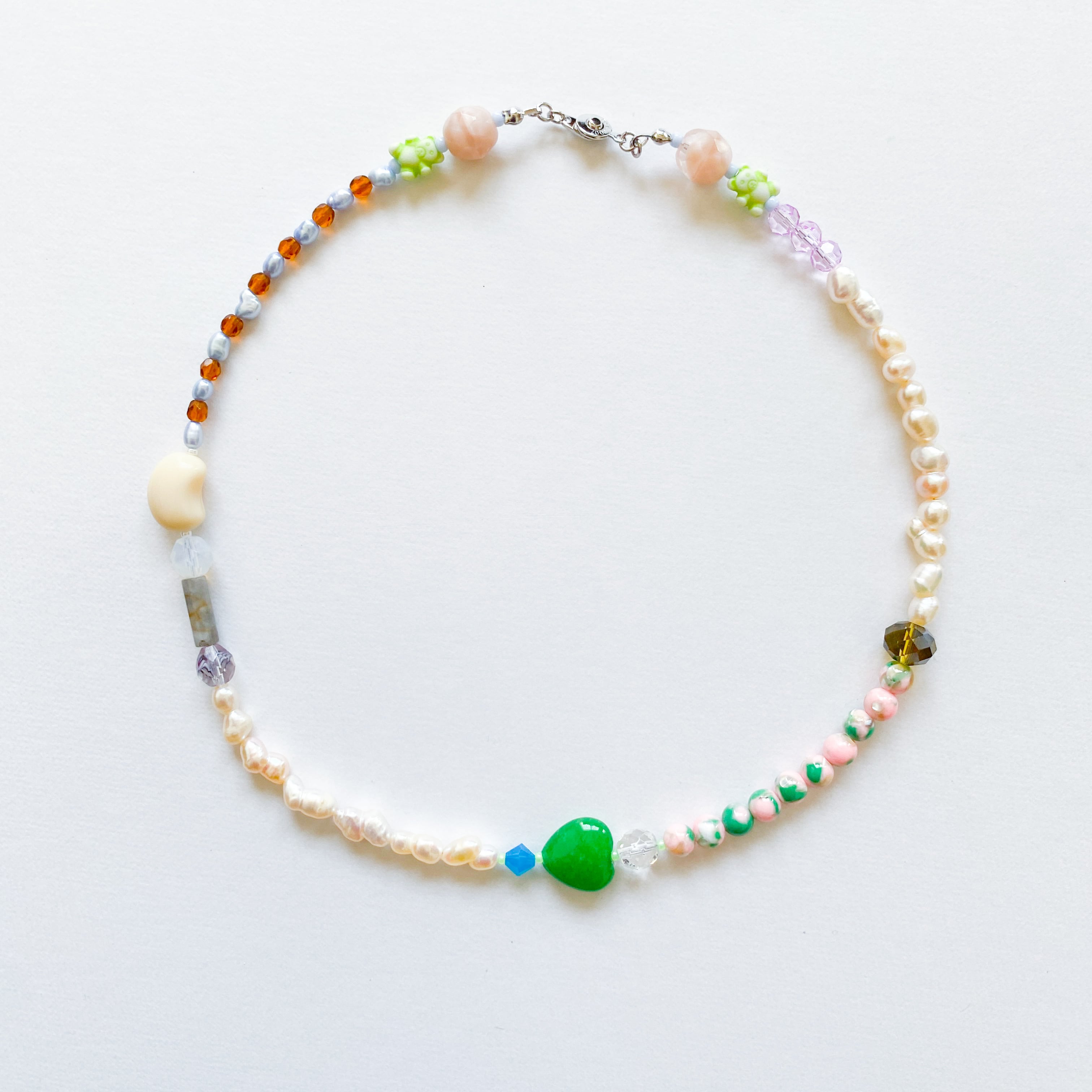 淡水パールとビーズのネックレス