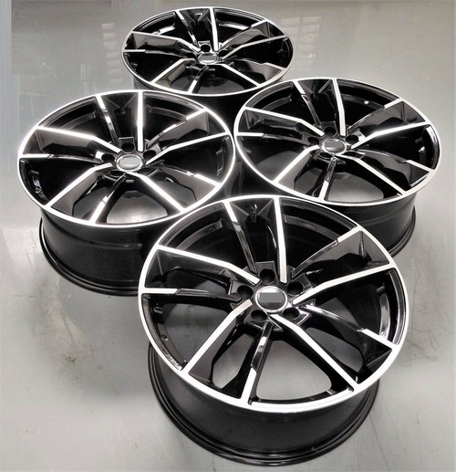 アウディ 18インチ ブラックホイール4本セット Audi A3 A4 A6 A8 S4 S6 S8 RS4 Q3 TT オフセット451187