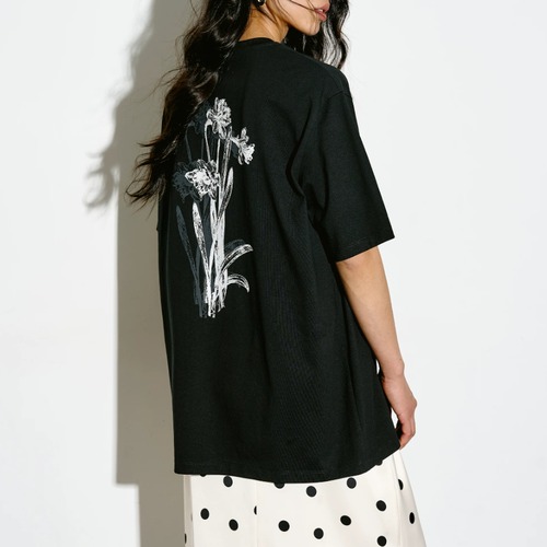 2色／バックフラワープリントTシャツ ・22158