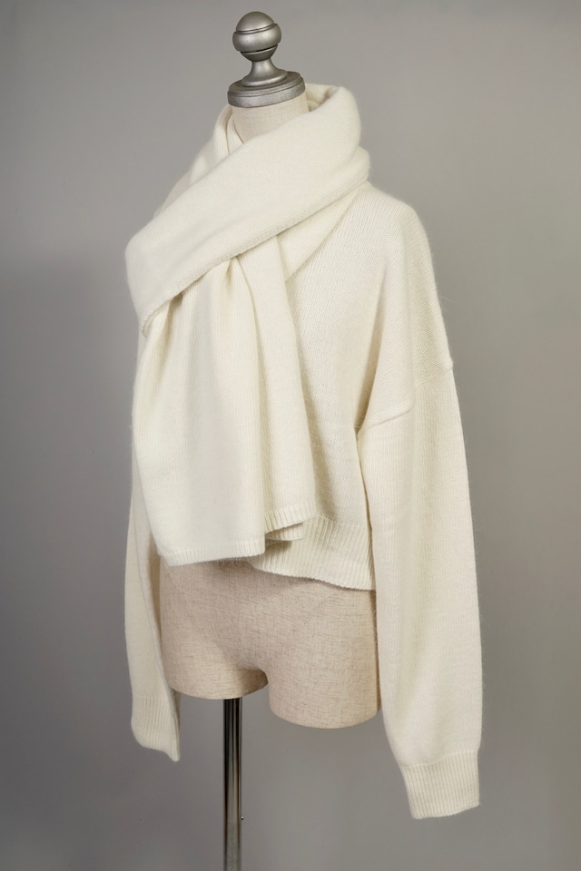 SCARF SET SWEATER (IVORY) 2210-47-7