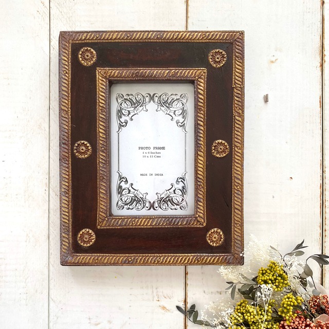 真鍮の飾り付きフォトフレーム